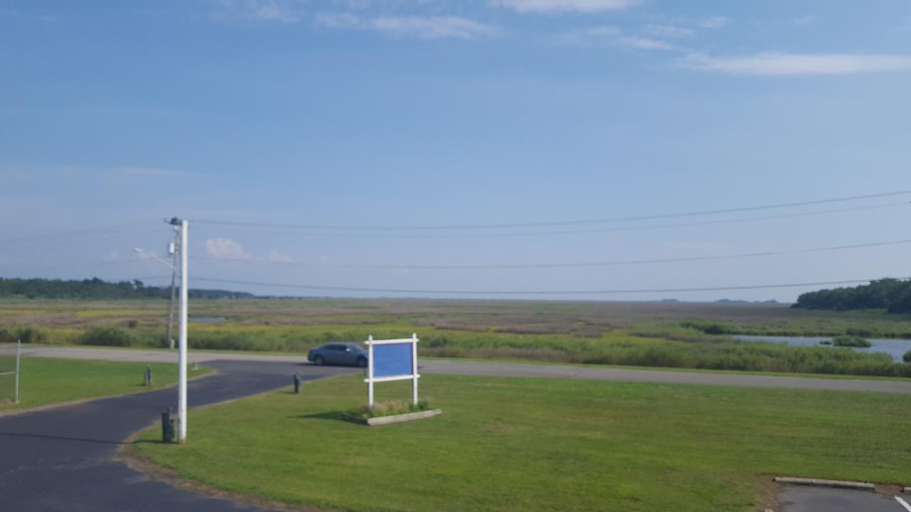 Rodeway Inn At Somers Cove Marina Crisfield Bagian luar foto